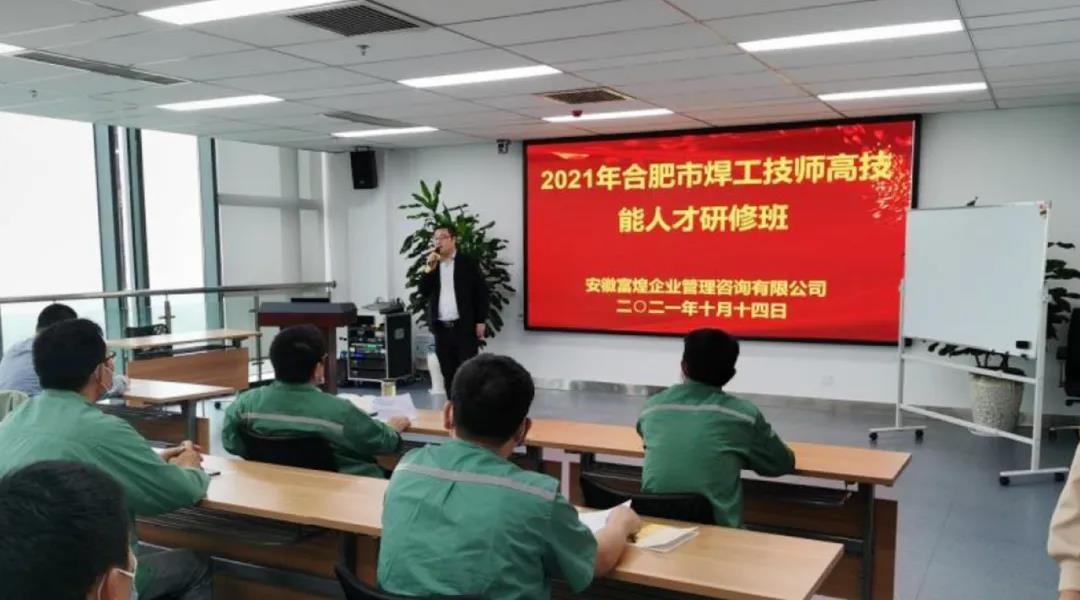 �۷���ʹ���-��Ӫ��ȫ,����һ·�ɳ�