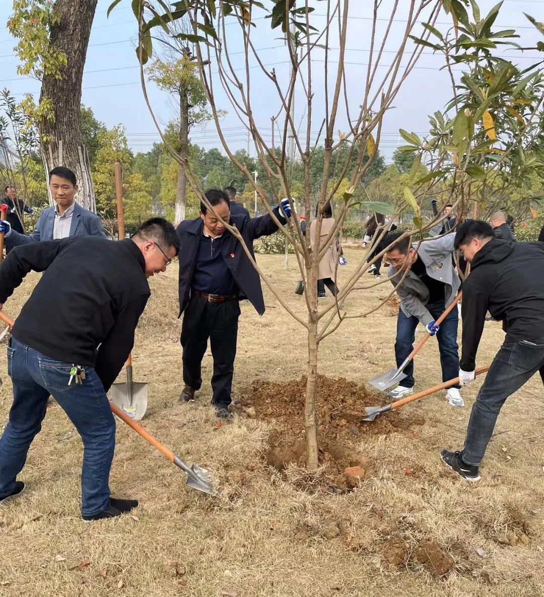 �۷���ʹ���-��Ӫ��ȫ,����һ·�ɳ�