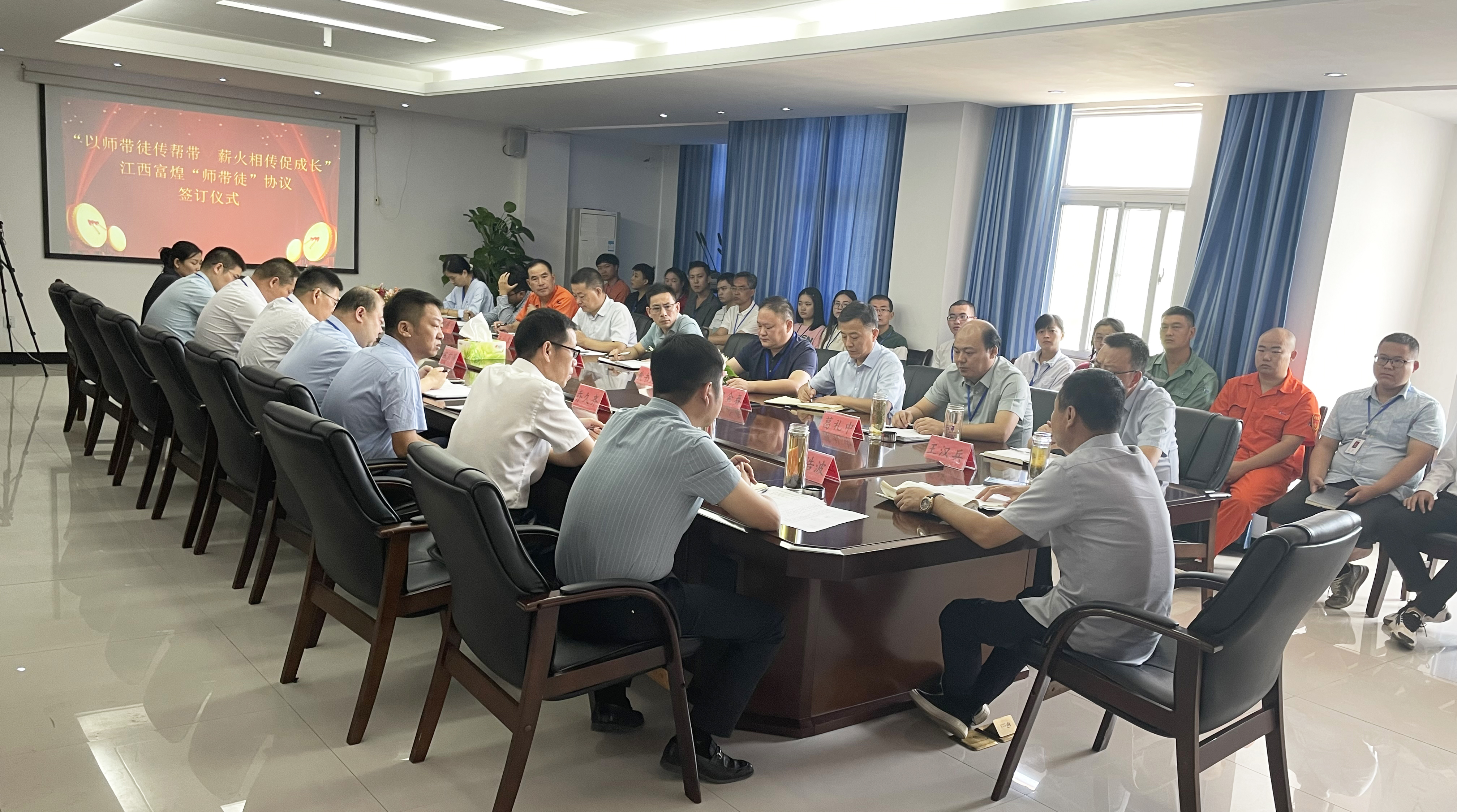 �۷���ʹ���-��Ӫ��ȫ,����һ·�ɳ�