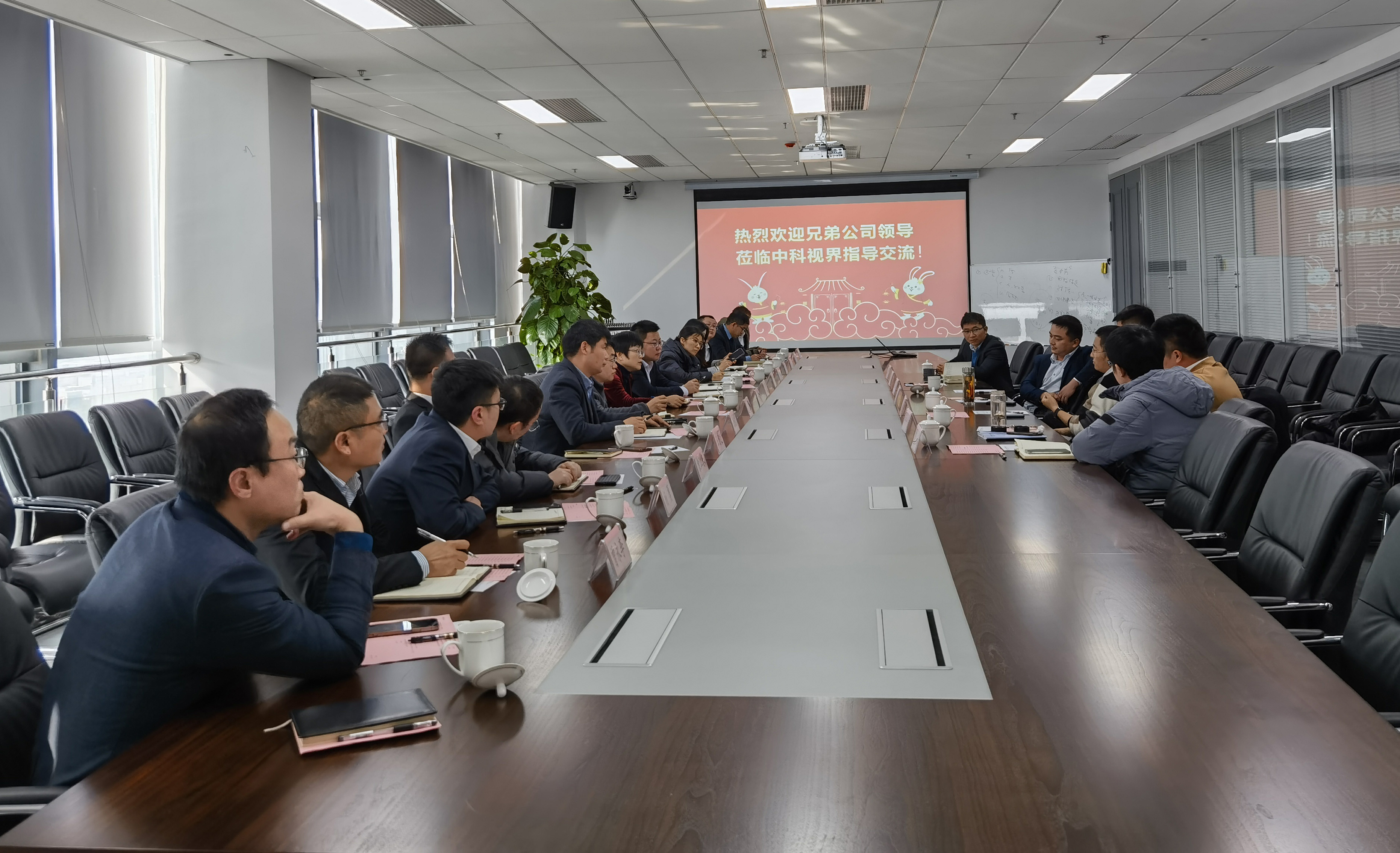 �۷���ʹ���-��Ӫ��ȫ,����һ·�ɳ�