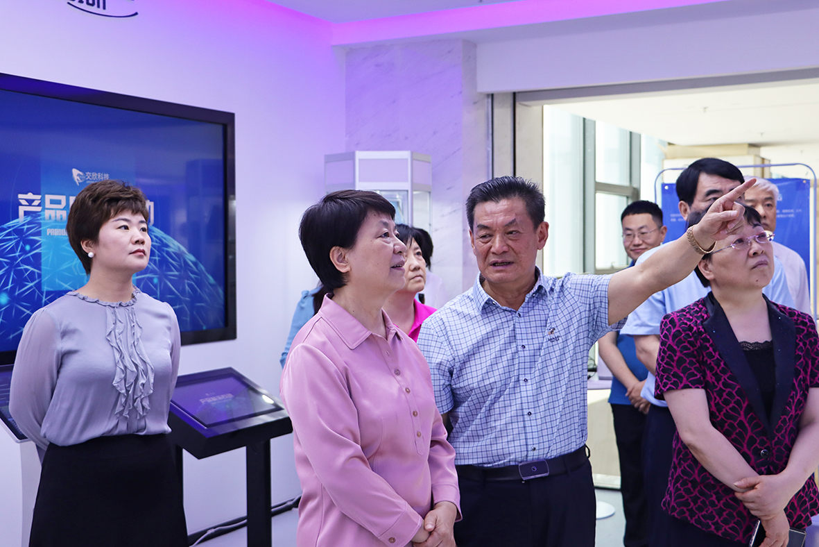 �۷���ʹ���-��Ӫ��ȫ,����һ·�ɳ�