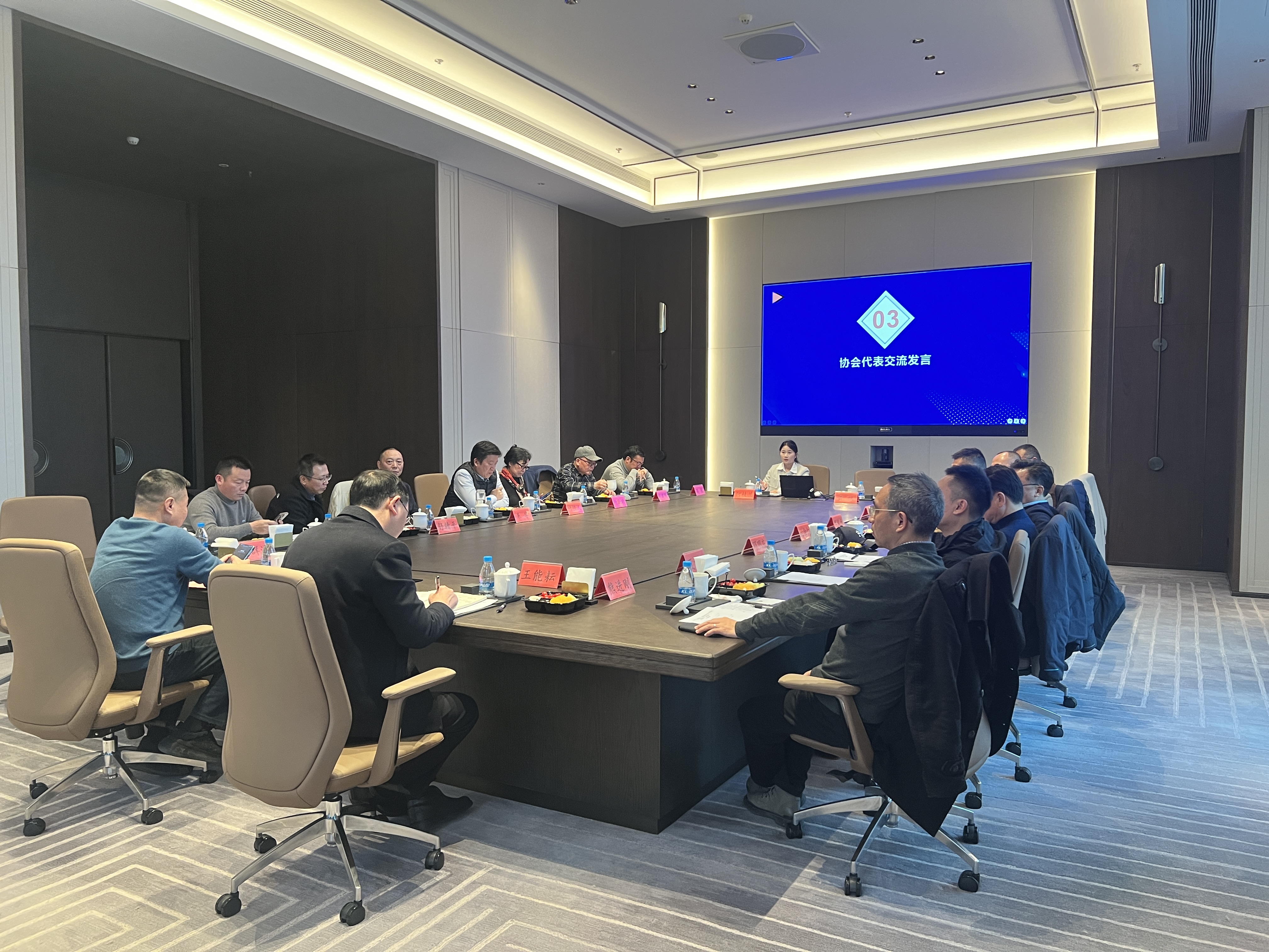 �۷���ʹ���-��Ӫ��ȫ,����һ·�ɳ�