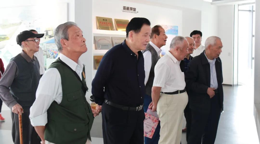 �۷���ʹ���-��Ӫ��ȫ,����һ·�ɳ�