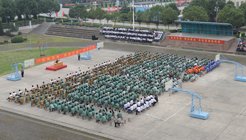 �۷���ʹ���-��Ӫ��ȫ,����һ·�ɳ�