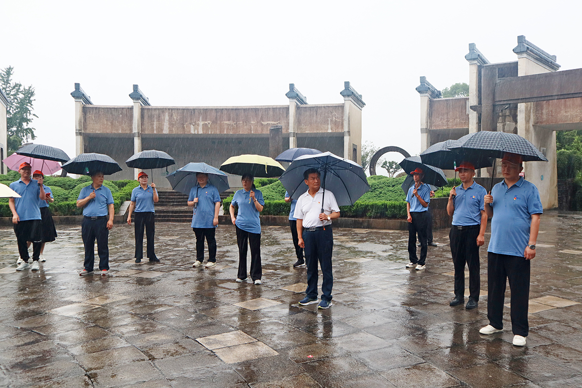 �۷���ʹ���-��Ӫ��ȫ,����һ·�ɳ�