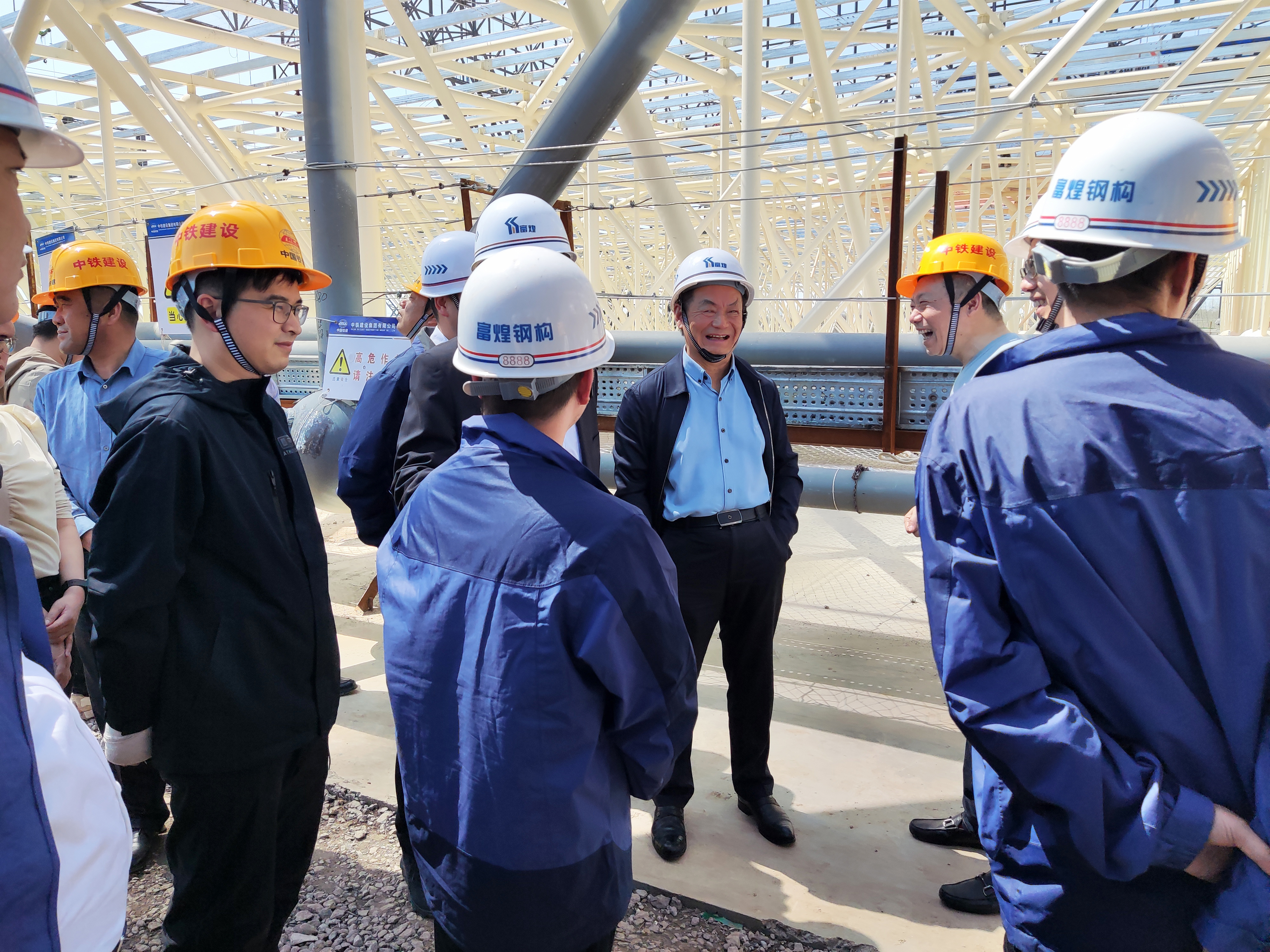 �۷���ʹ���-��Ӫ��ȫ,����һ·�ɳ�