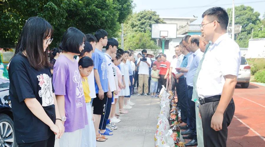 �۷���ʹ���-��Ӫ��ȫ,����һ·�ɳ�