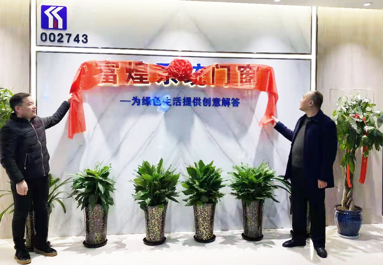 �۷���ʹ���-��Ӫ��ȫ,����һ·�ɳ�