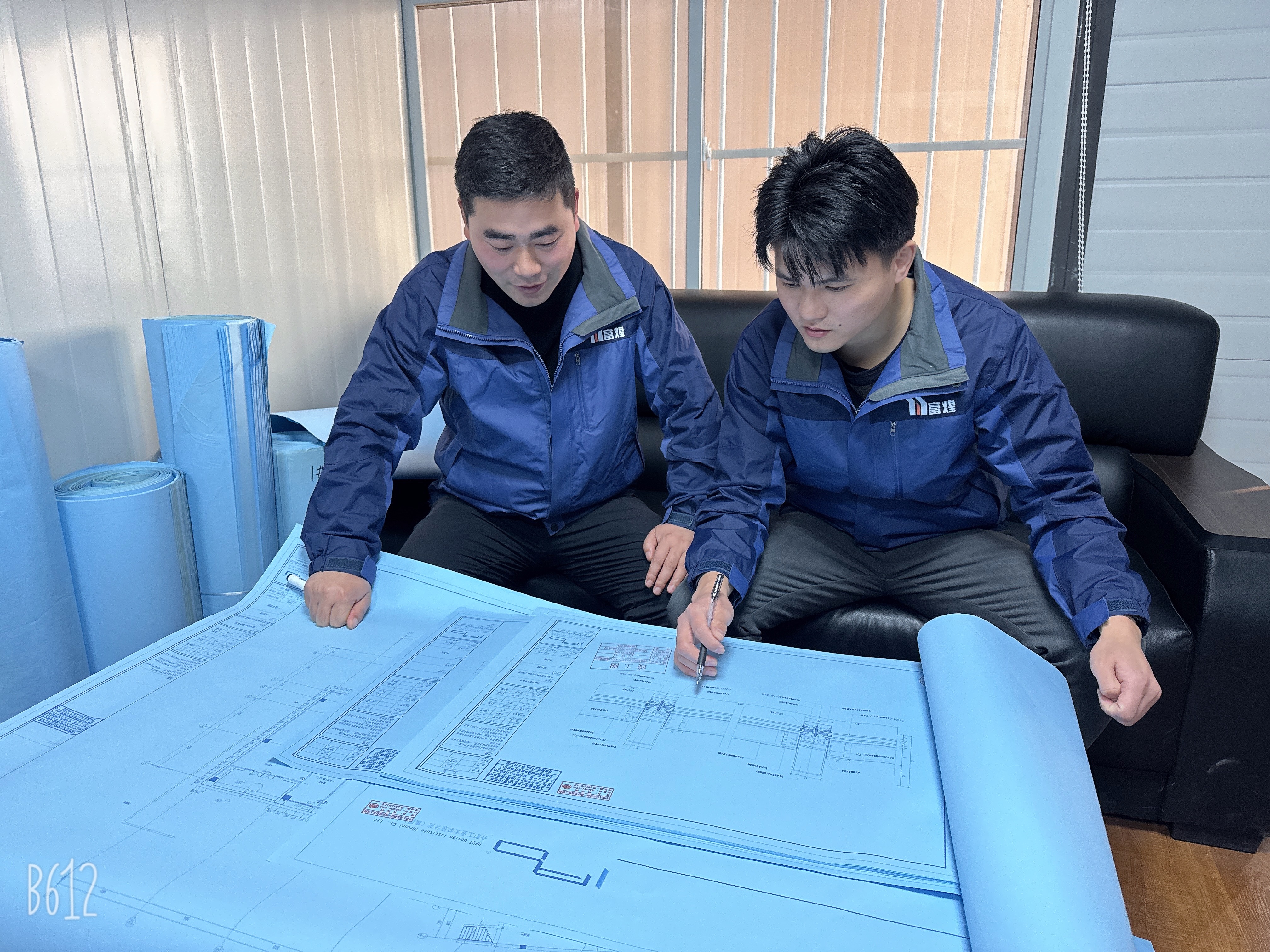 �۷���ʹ���-��Ӫ��ȫ,����һ·�ɳ�