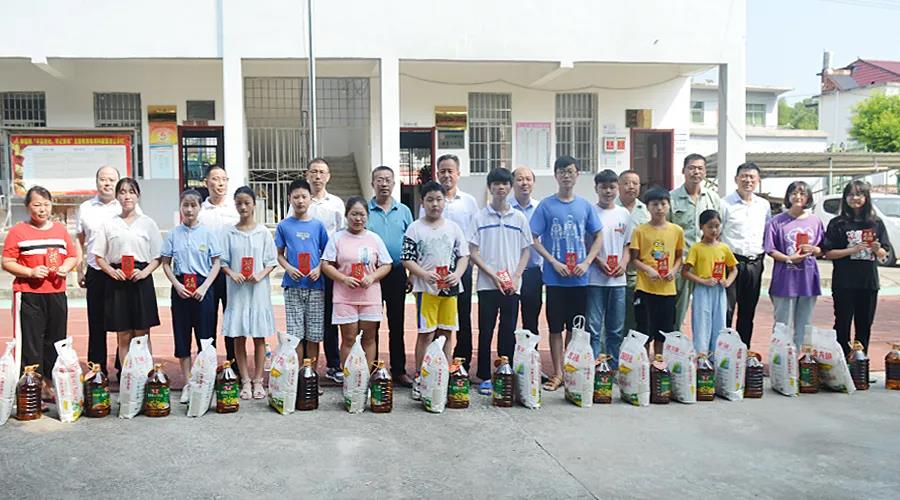 �۷���ʹ���-��Ӫ��ȫ,����һ·�ɳ�