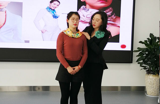 �۷���ʹ���-��Ӫ��ȫ,����һ·�ɳ�