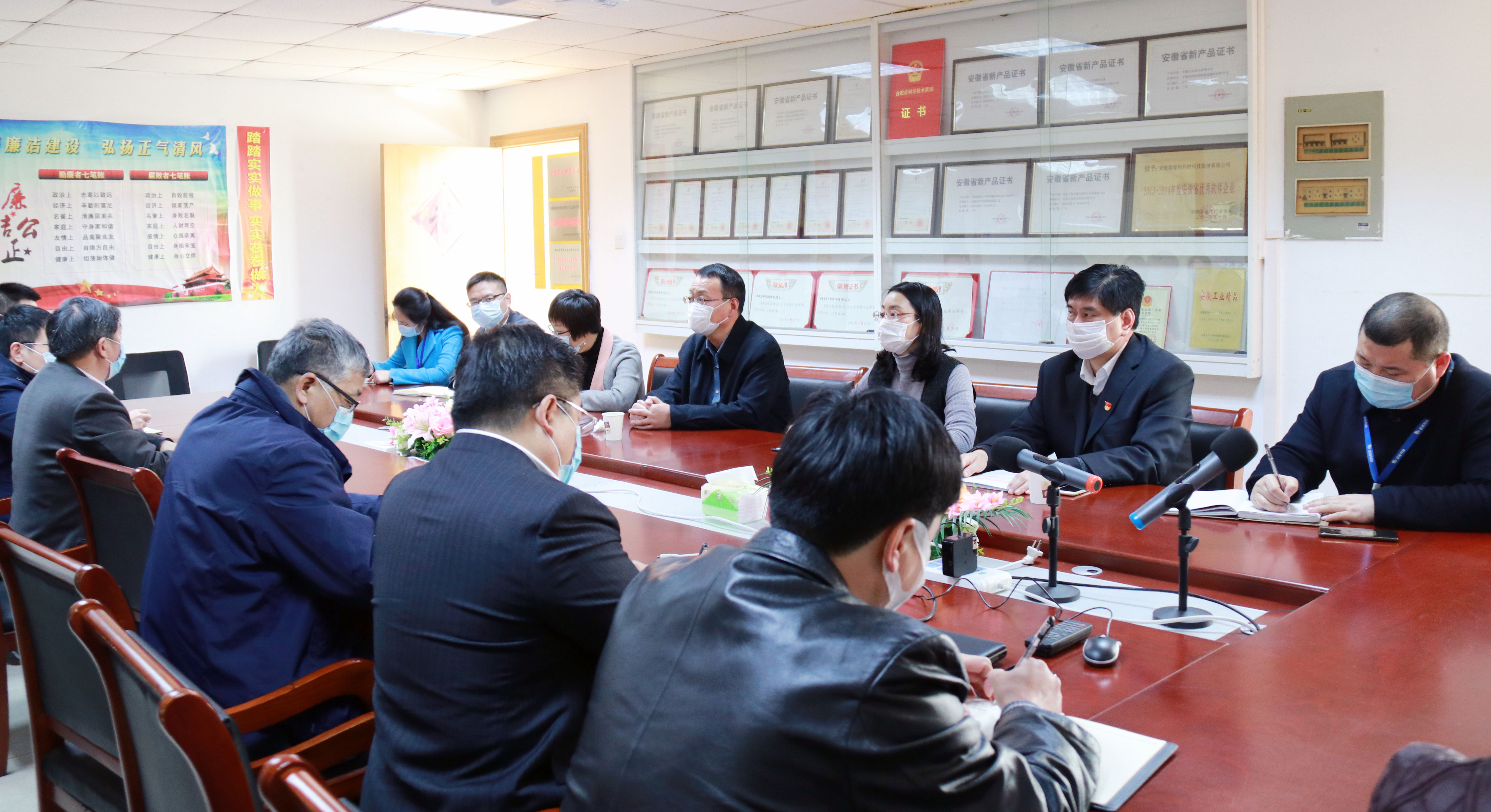 �۷���ʹ���-��Ӫ��ȫ,����һ·�ɳ�