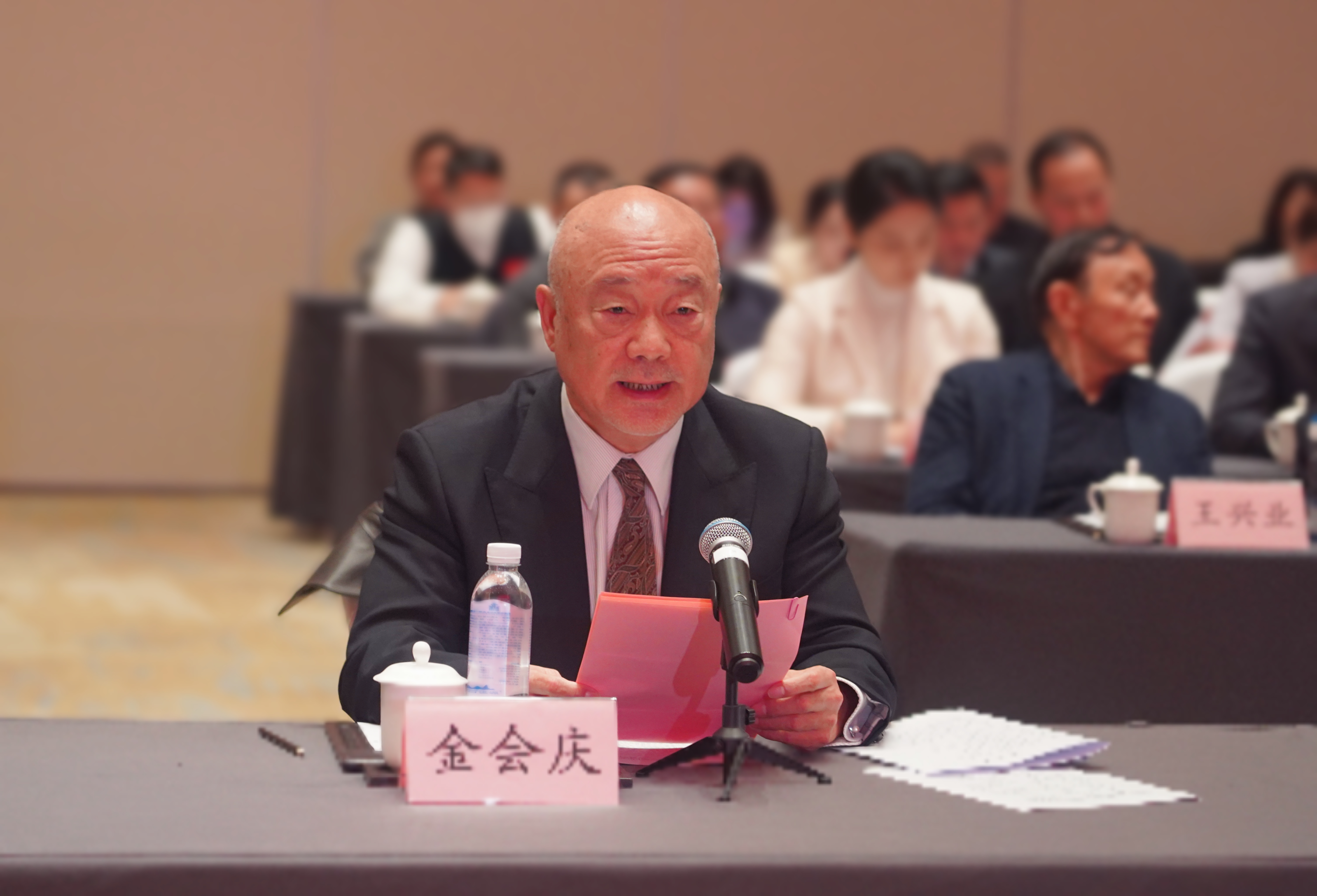 �۷���ʹ���-��Ӫ��ȫ,����һ·�ɳ�