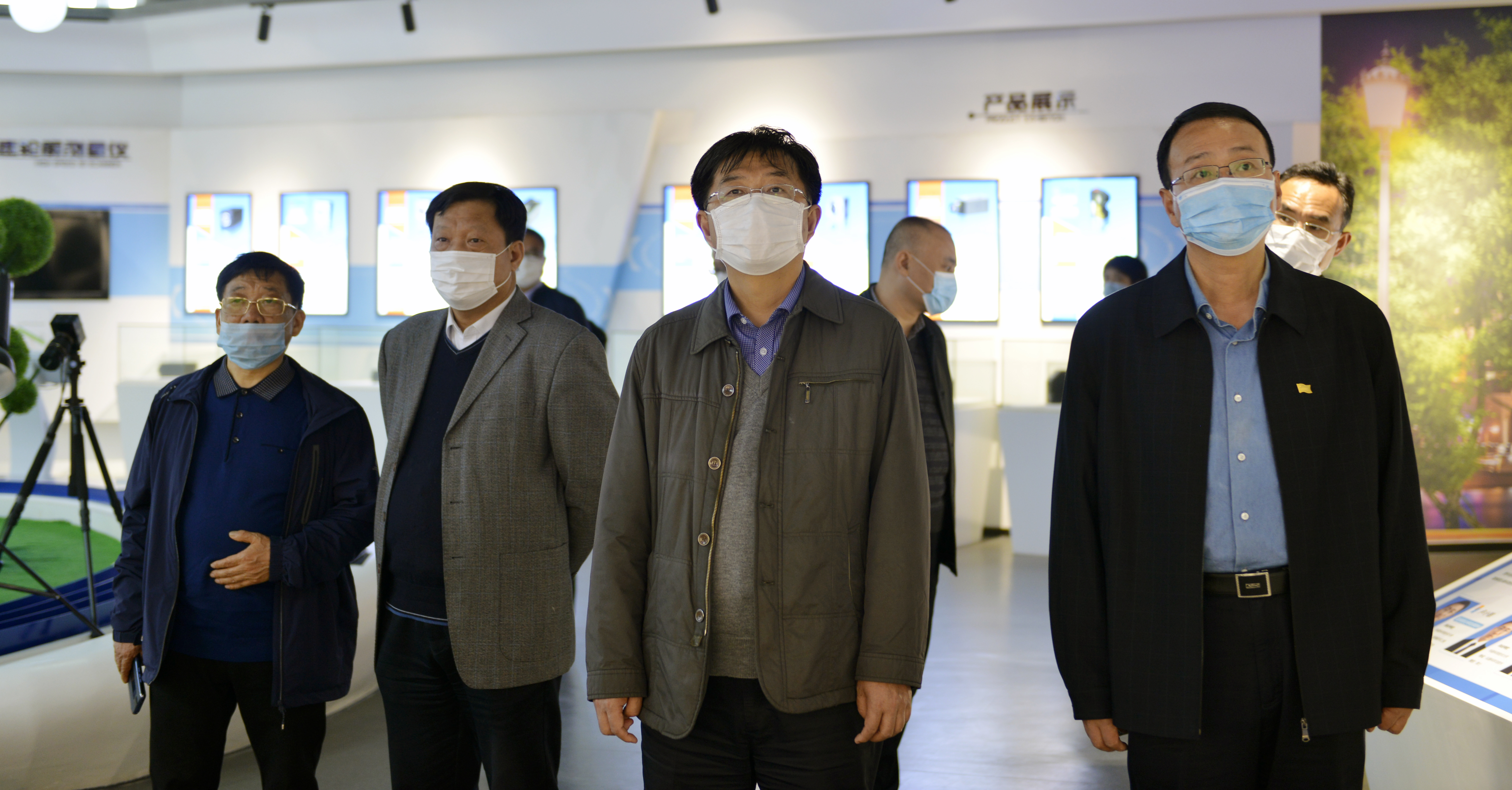 041201 巅峰国际官网-钻营健全,你我一路成长