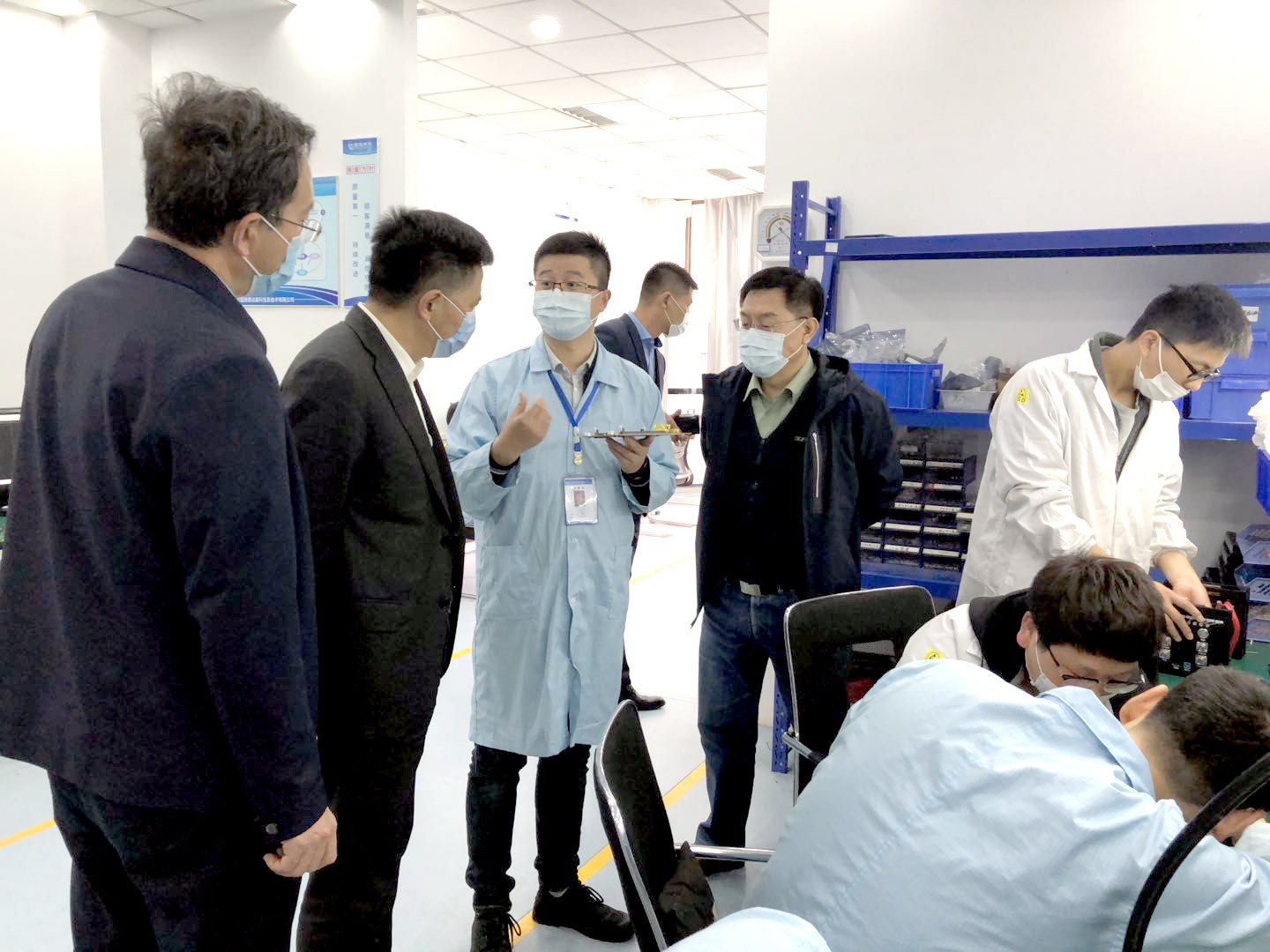 �۷���ʹ���-��Ӫ��ȫ,����һ·�ɳ�