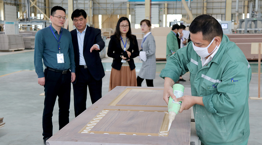 �۷���ʹ���-��Ӫ��ȫ,����һ·�ɳ�