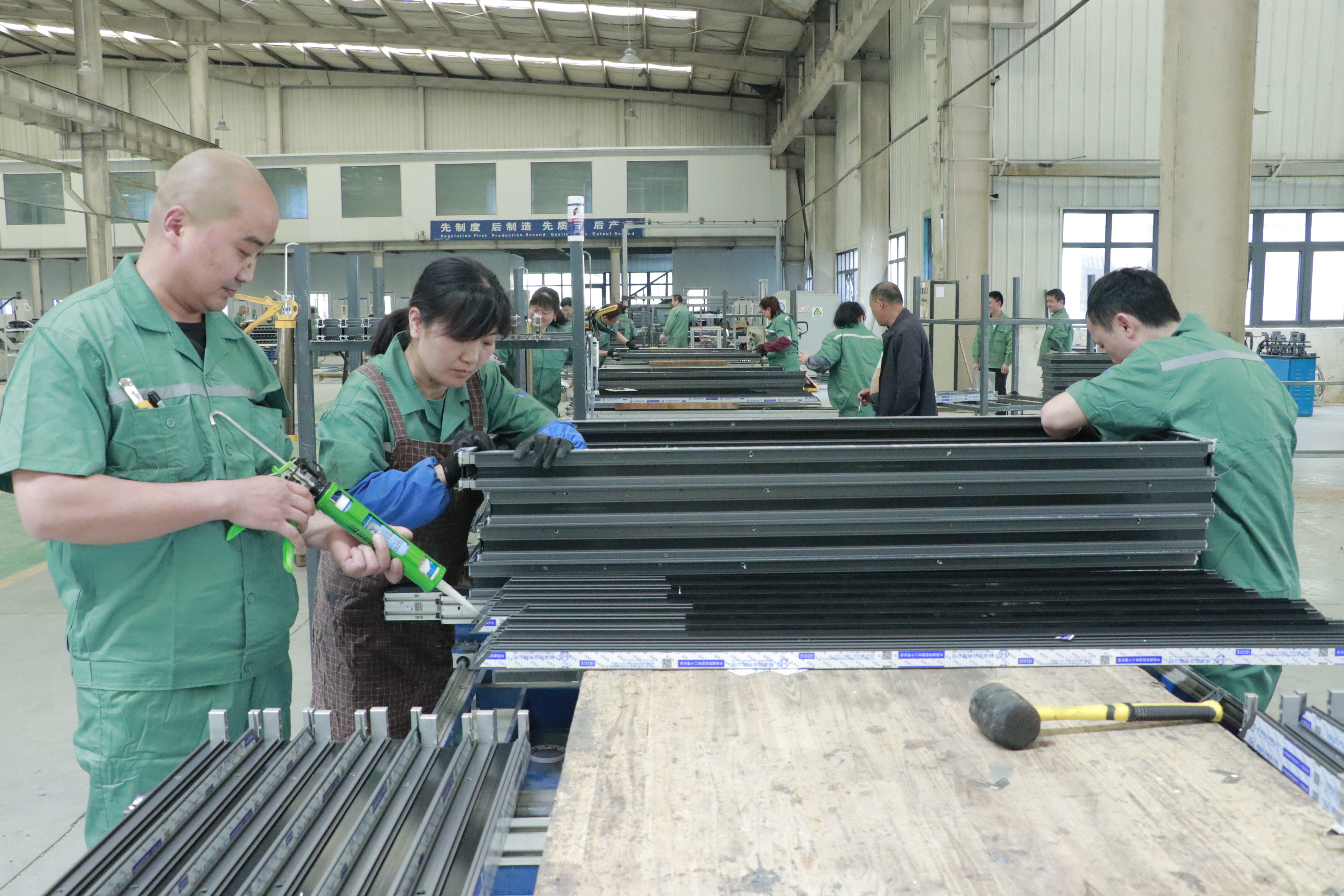 �۷���ʹ���-��Ӫ��ȫ,����һ·�ɳ�