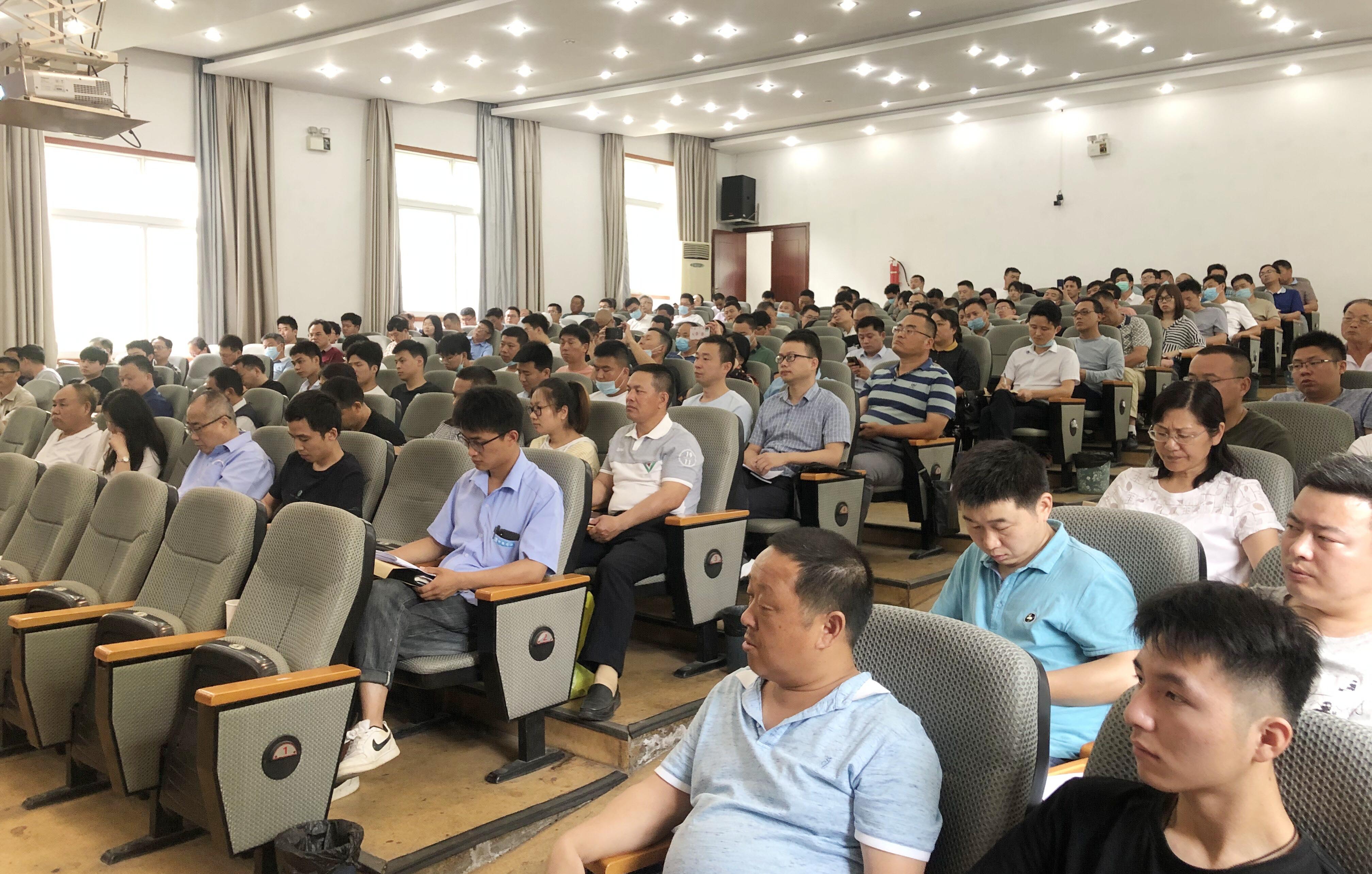 �۷���ʹ���-��Ӫ��ȫ,����һ·�ɳ�