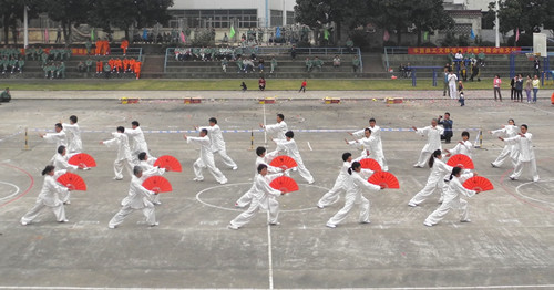 �۷���ʹ���-��Ӫ��ȫ,����һ·�ɳ�