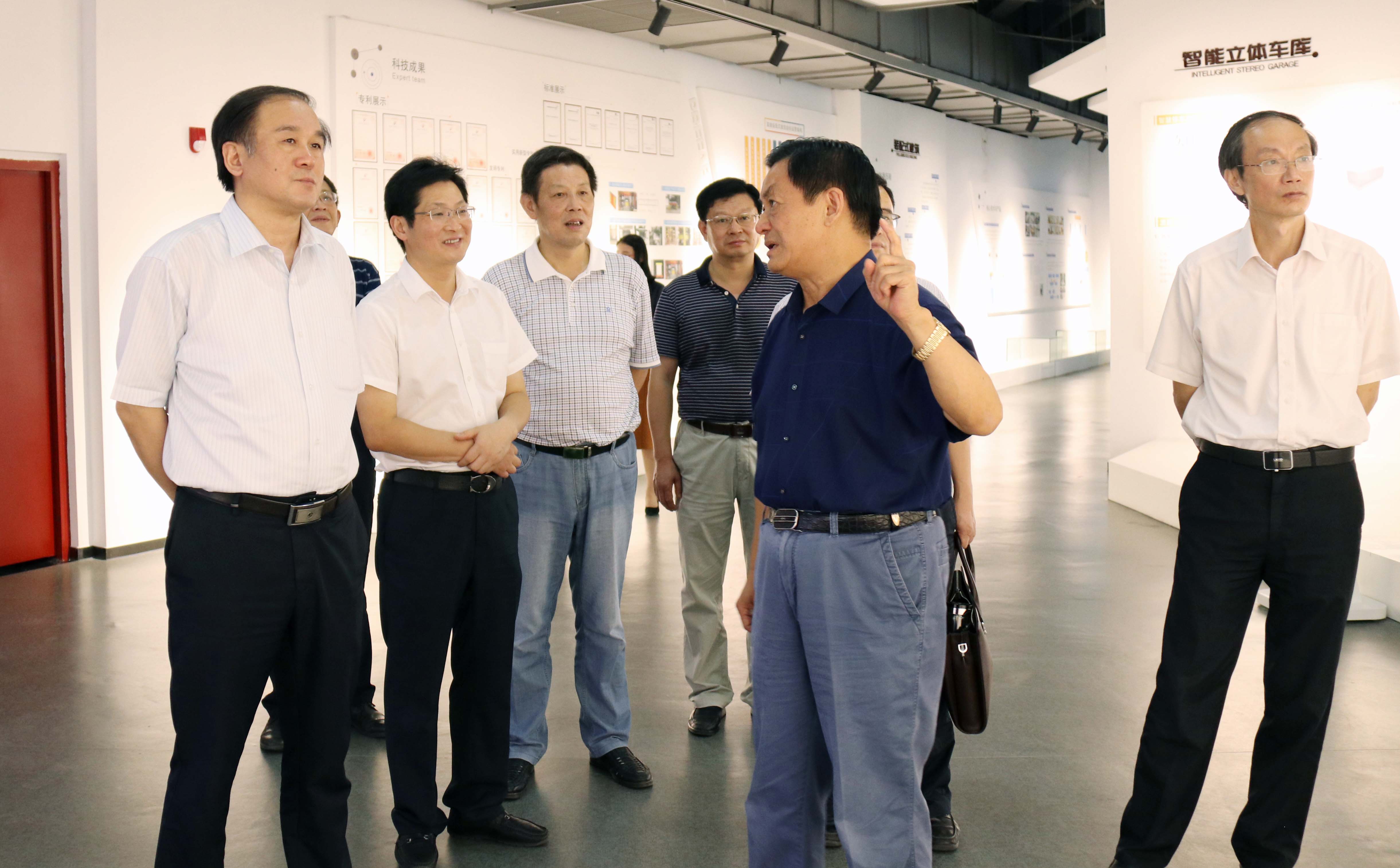 080702 巅峰国际官网-钻营健全,你我一路成长