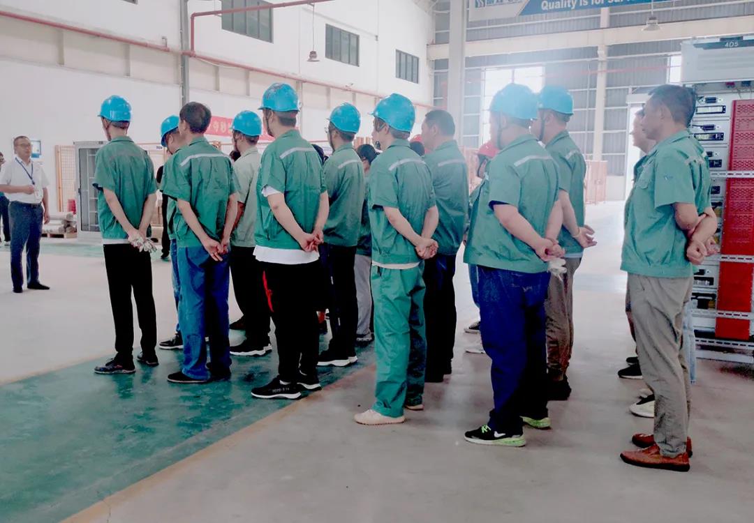 �۷���ʹ���-��Ӫ��ȫ,����һ·�ɳ�