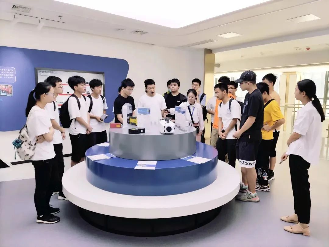 �۷���ʹ���-��Ӫ��ȫ,����һ·�ɳ�