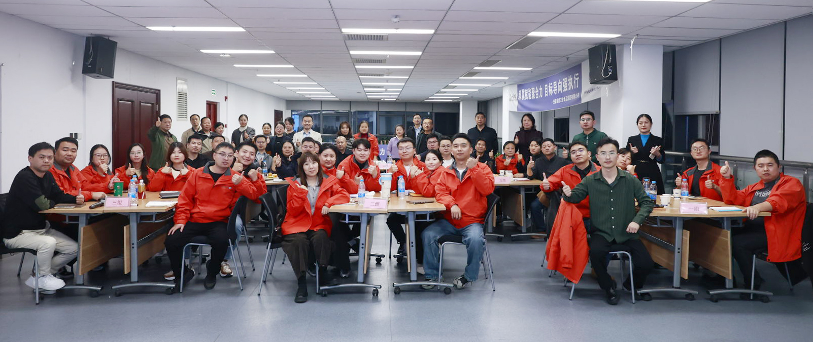 �۷���ʹ���-��Ӫ��ȫ,����һ·�ɳ�