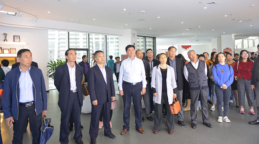 �۷���ʹ���-��Ӫ��ȫ,����һ·�ɳ�