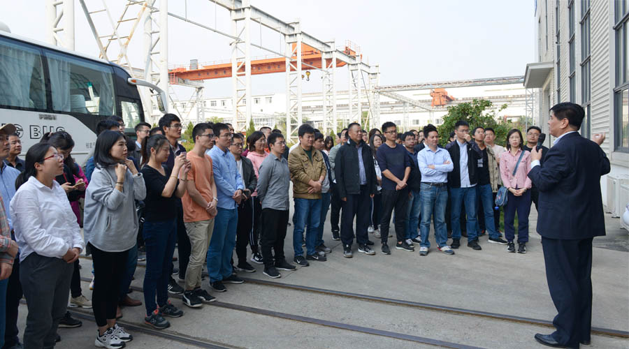 �۷���ʹ���-��Ӫ��ȫ,����һ·�ɳ�