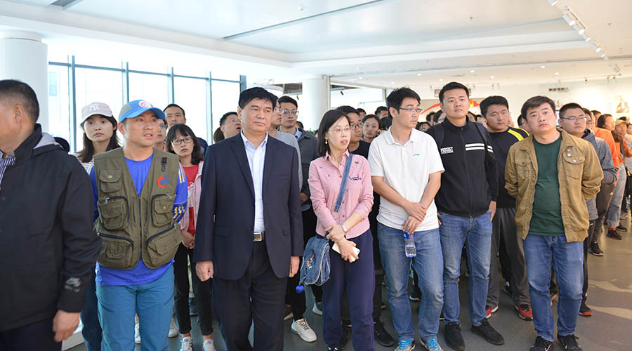 �۷���ʹ���-��Ӫ��ȫ,����һ·�ɳ�