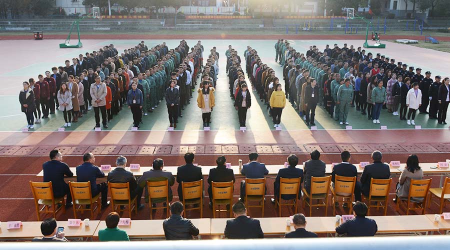 �۷���ʹ���-��Ӫ��ȫ,����һ·�ɳ�