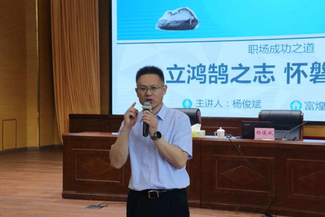 �۷���ʹ���-��Ӫ��ȫ,����һ·�ɳ�