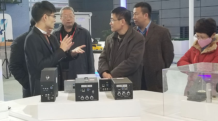 �۷���ʹ���-��Ӫ��ȫ,����һ·�ɳ�