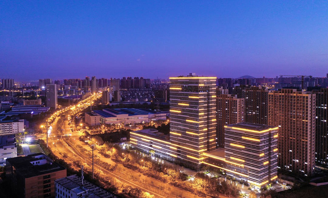 �۷���ʹ���-��Ӫ��ȫ,����һ·�ɳ�