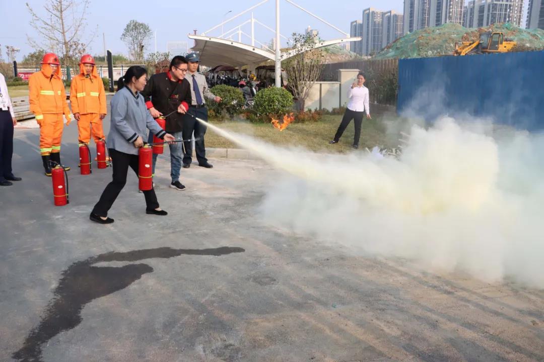 �۷���ʹ���-��Ӫ��ȫ,����һ·�ɳ�