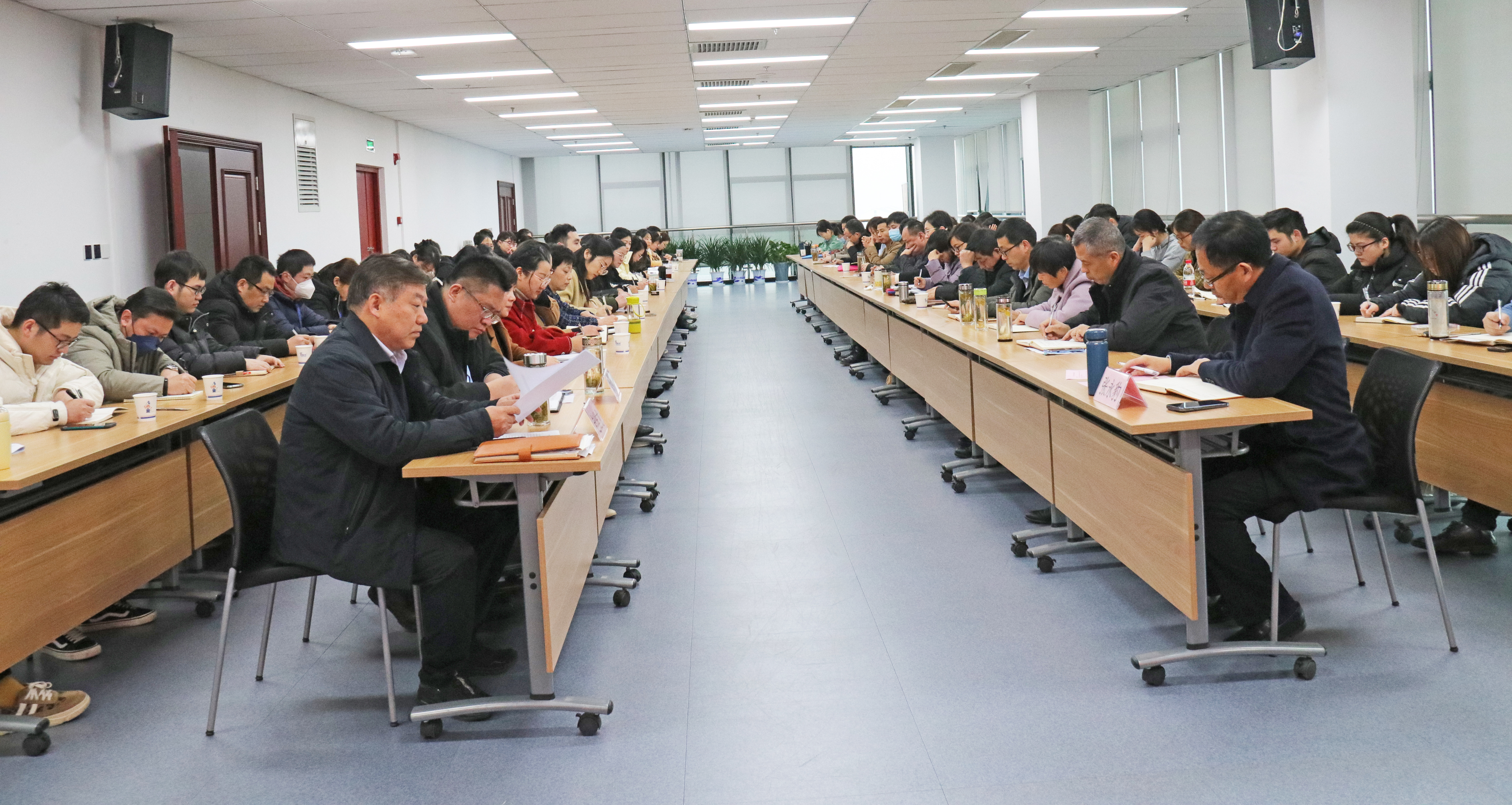 �۷���ʹ���-��Ӫ��ȫ,����һ·�ɳ�