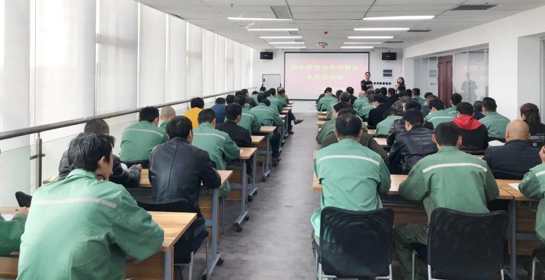 �۷���ʹ���-��Ӫ��ȫ,����һ·�ɳ�