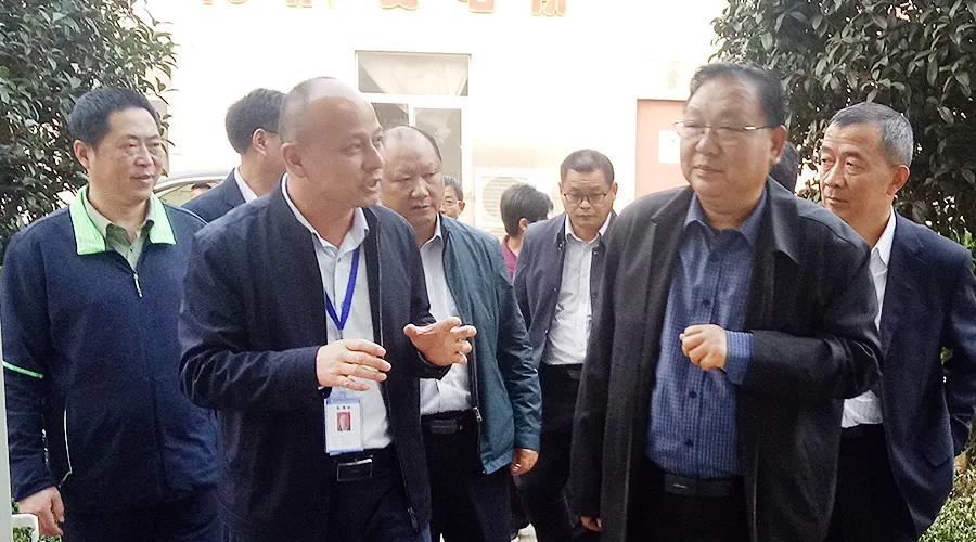 �۷���ʹ���-��Ӫ��ȫ,����һ·�ɳ�