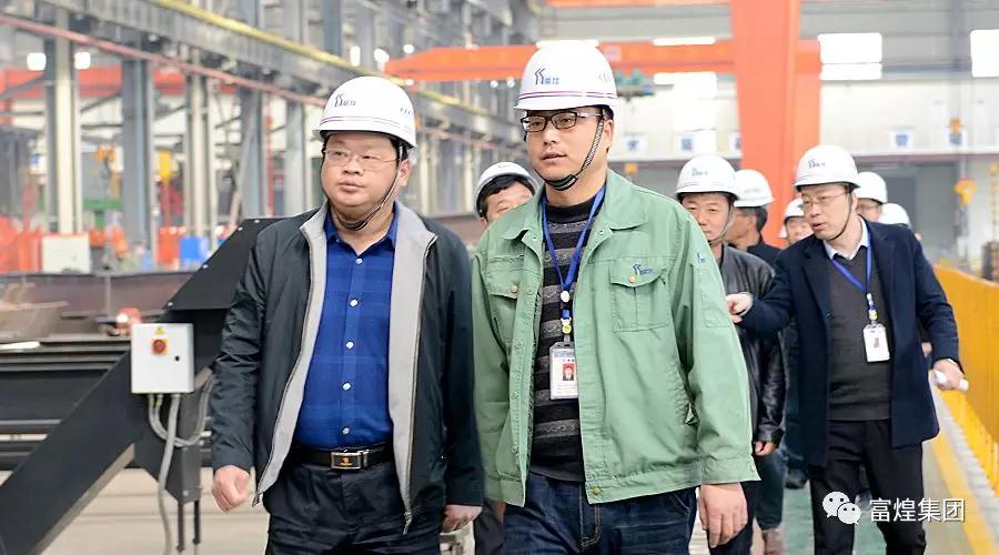 �۷���ʹ���-��Ӫ��ȫ,����һ·�ɳ�