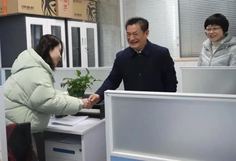 �۷���ʹ���-��Ӫ��ȫ,����һ·�ɳ�