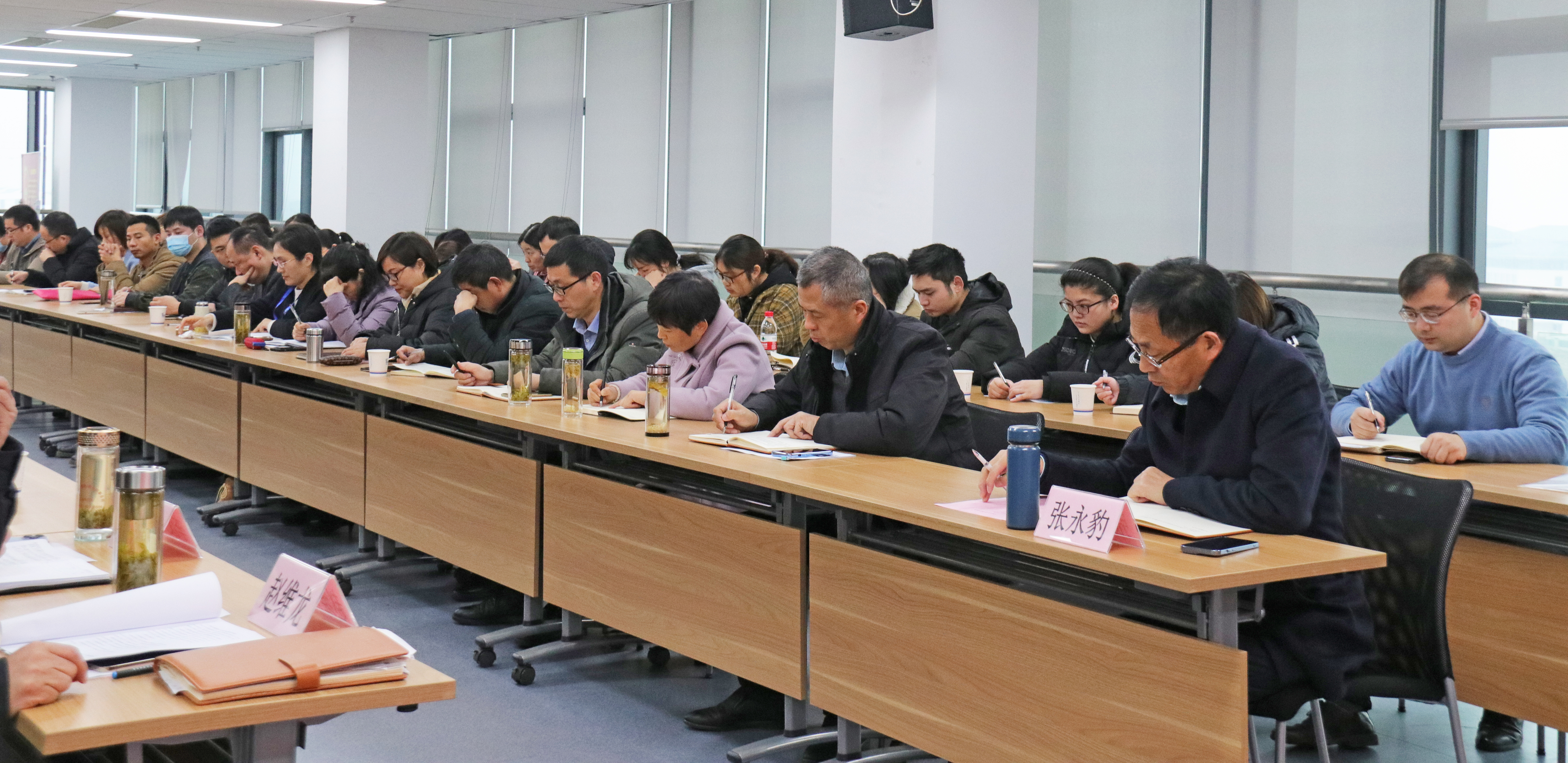 �۷���ʹ���-��Ӫ��ȫ,����һ·�ɳ�