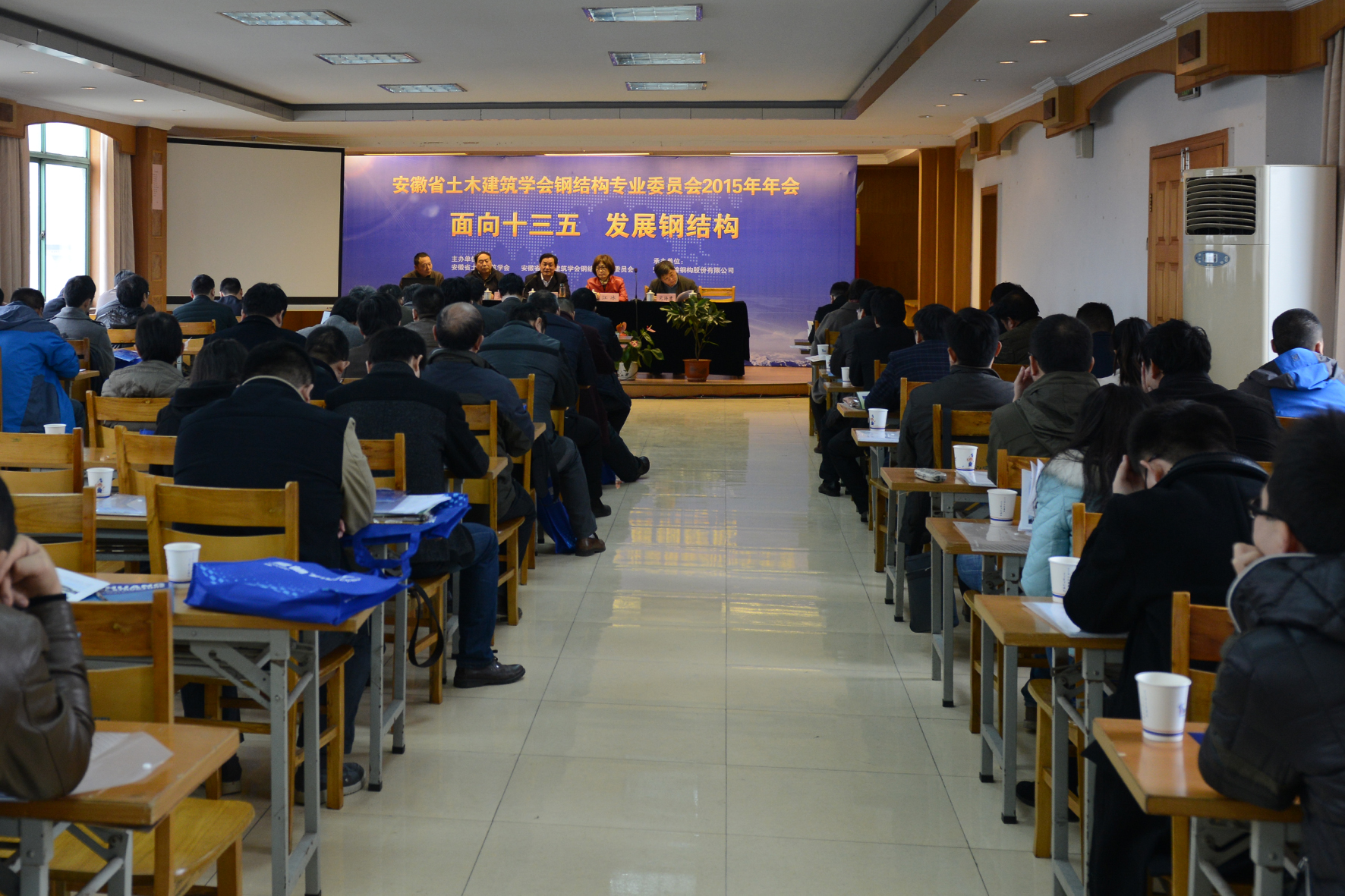 �۷���ʹ���-��Ӫ��ȫ,����һ·�ɳ�