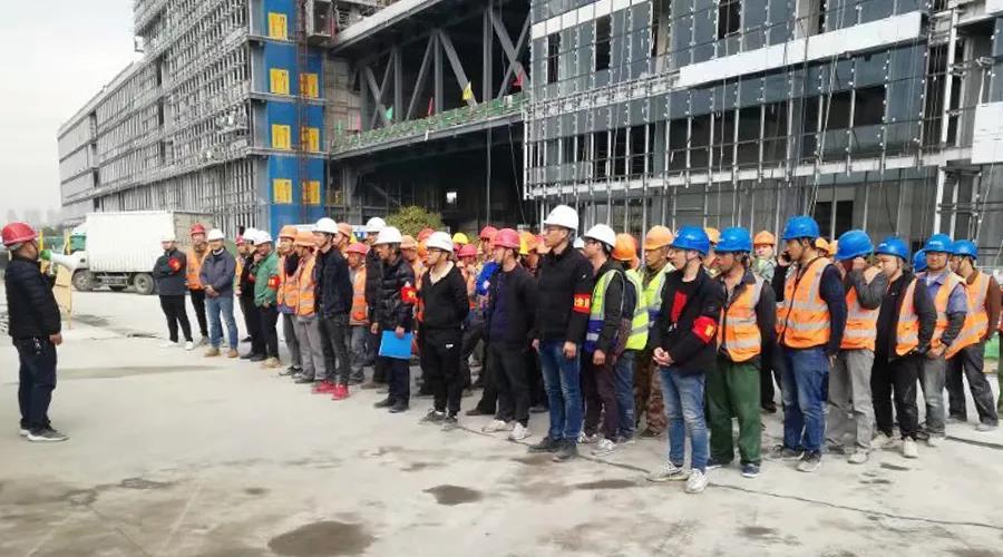 �۷���ʹ���-��Ӫ��ȫ,����һ·�ɳ�