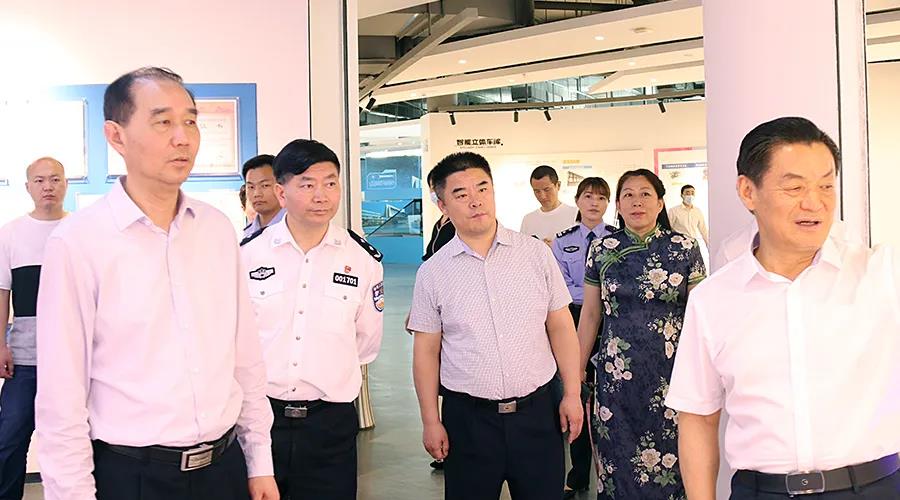 �۷���ʹ���-��Ӫ��ȫ,����һ·�ɳ�