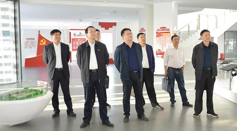 �۷���ʹ���-��Ӫ��ȫ,����һ·�ɳ�