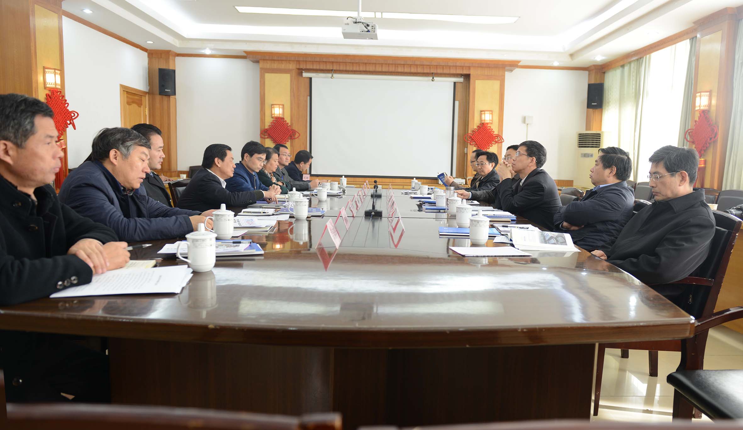 �۷���ʹ���-��Ӫ��ȫ,����һ·�ɳ�