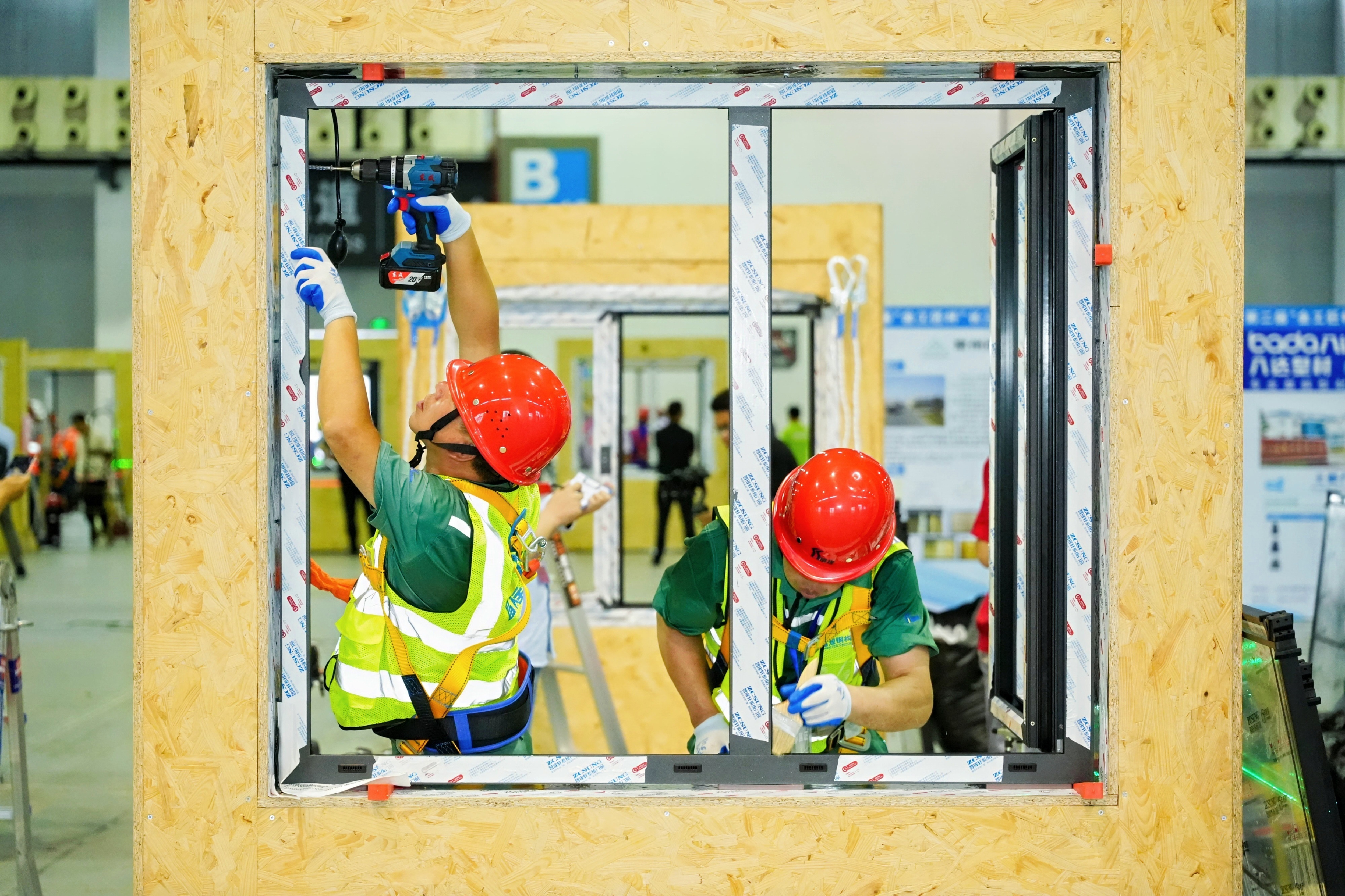 �۷���ʹ���-��Ӫ��ȫ,����һ·�ɳ�