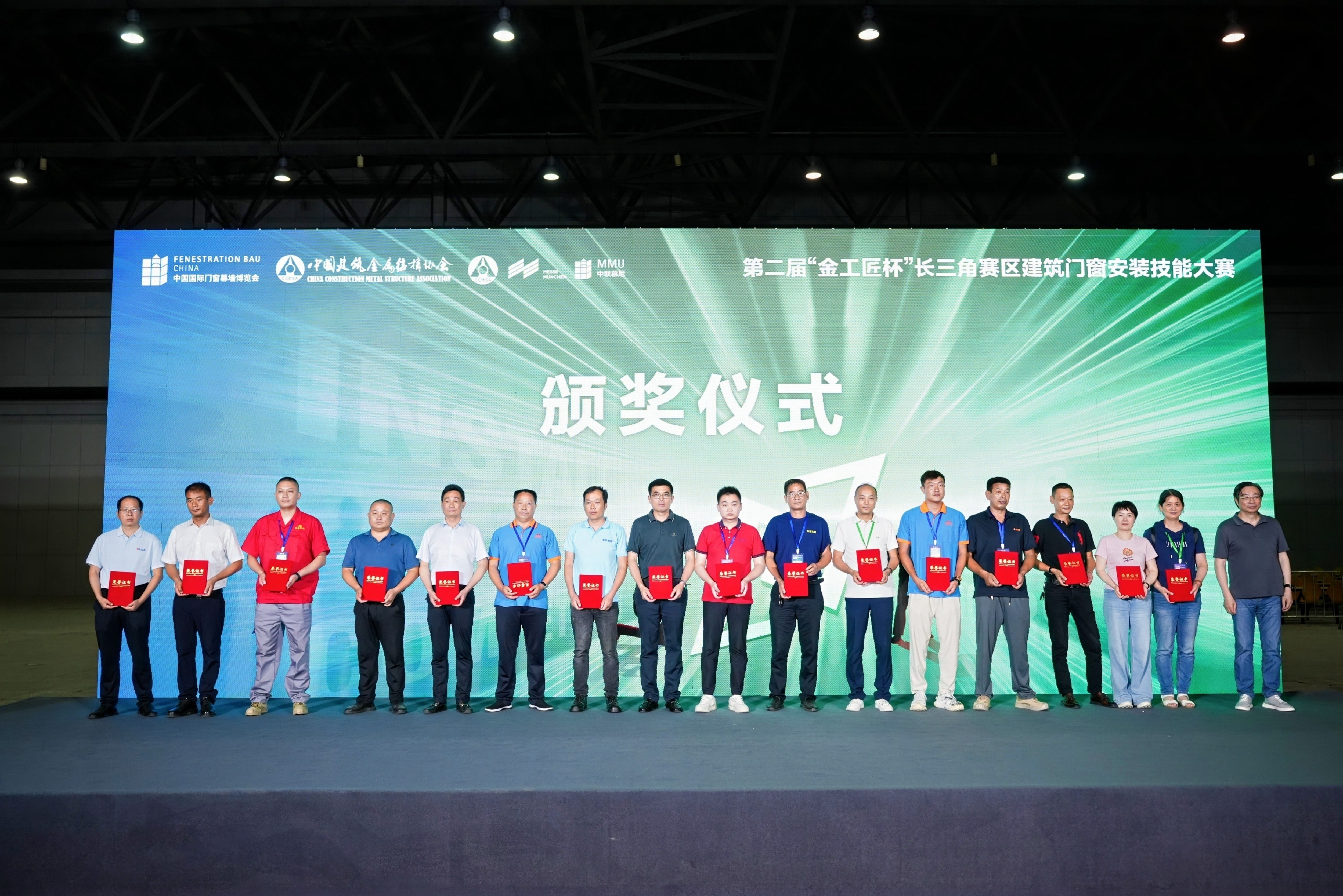 �۷���ʹ���-��Ӫ��ȫ,����һ·�ɳ�