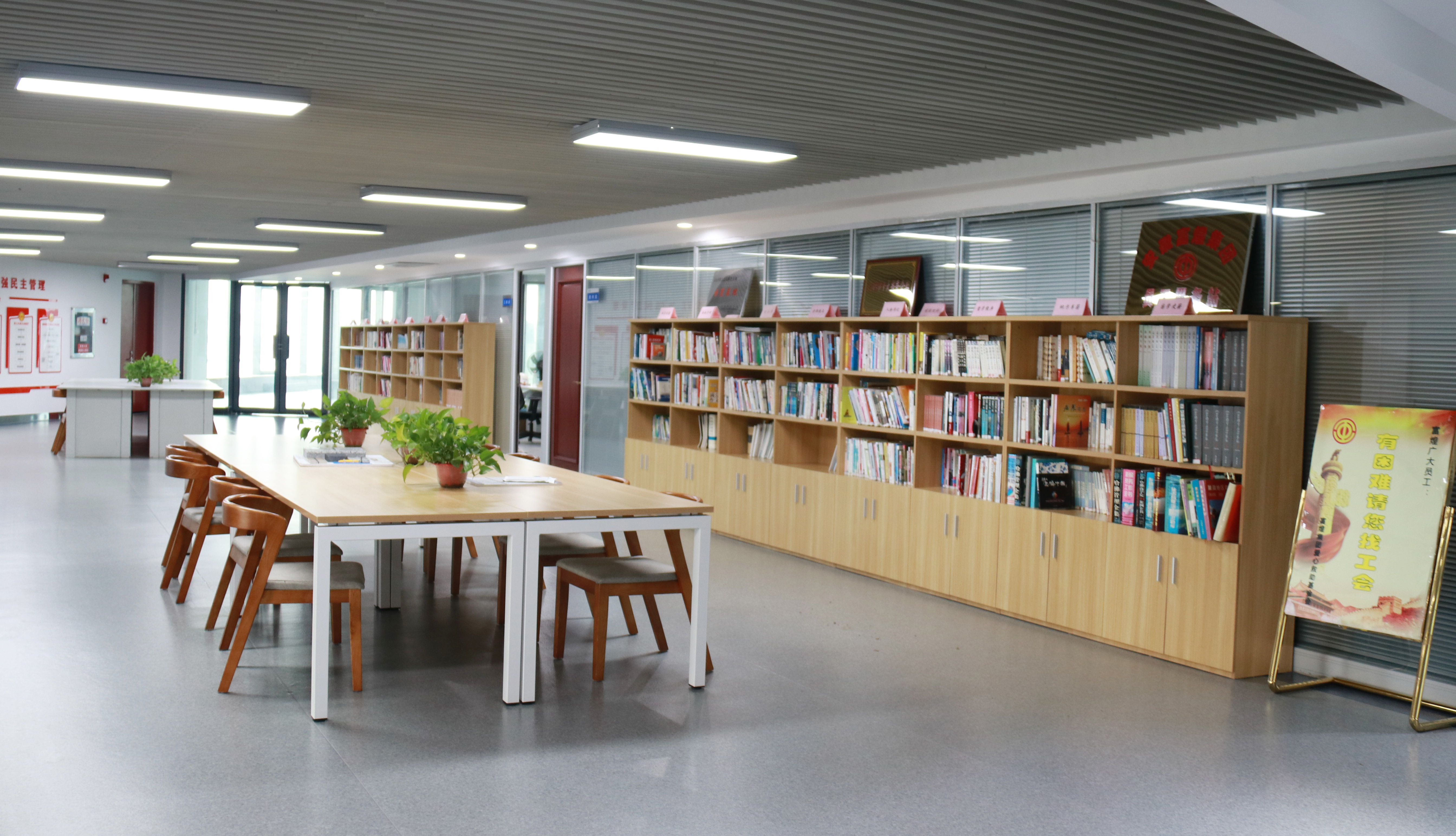 �۷���ʹ���-��Ӫ��ȫ,����һ·�ɳ�