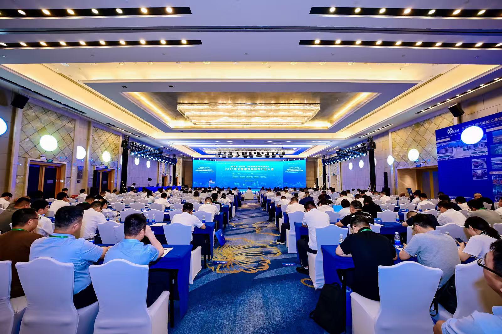 �۷���ʹ���-��Ӫ��ȫ,����һ·�ɳ�